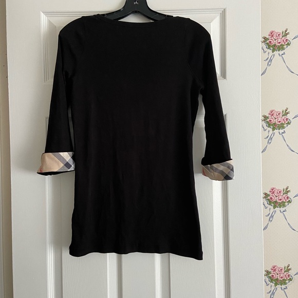 Burberry 3/4 black tee with plaid elbow cuff - Picture 3 of 4